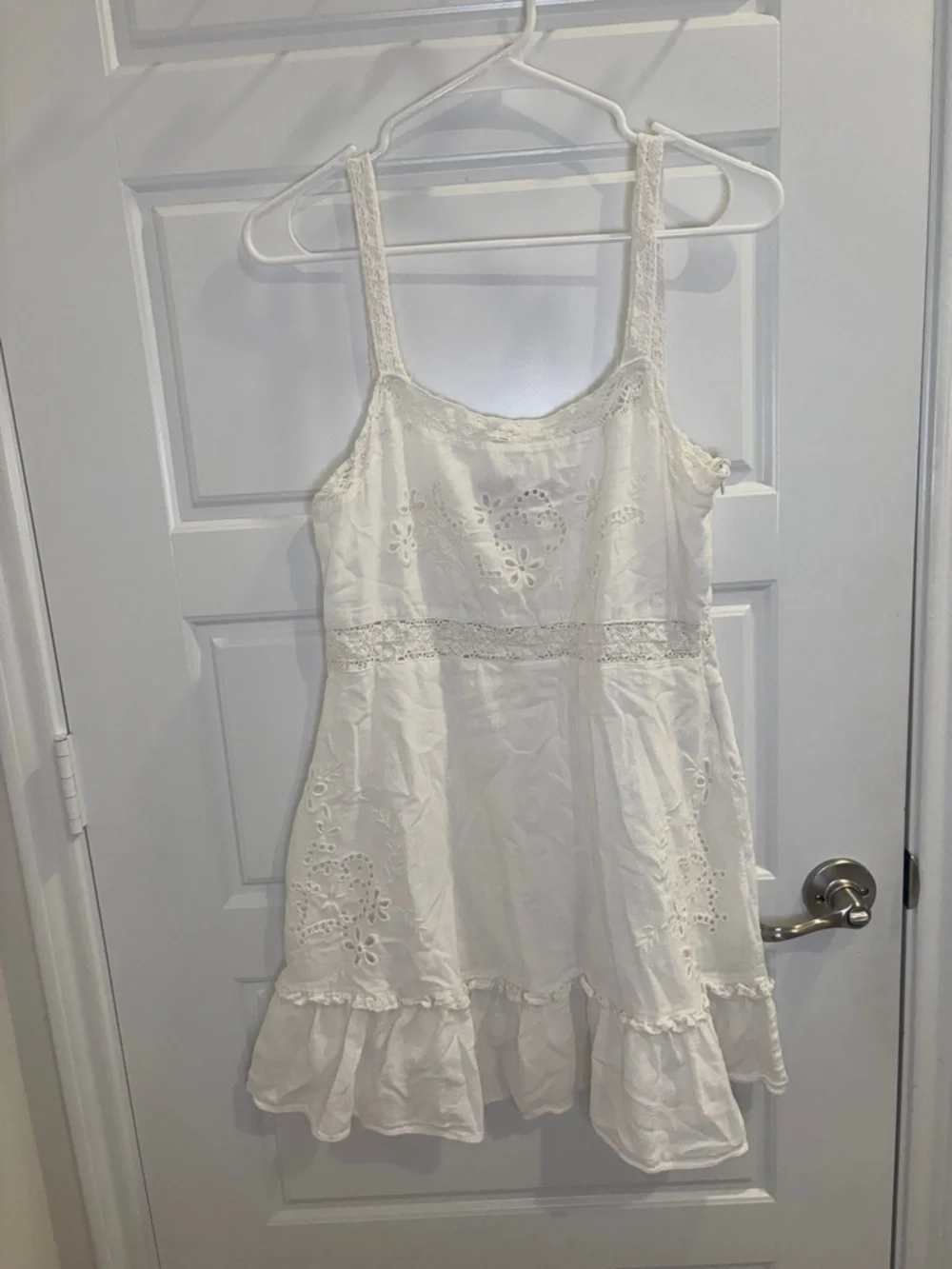 Zara White Eyelet Embroidered Mini Dress L Cotton Lace Trim Summer Cottagecore - Picture 1 of 4